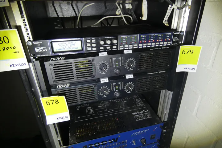 nova - SMPS Power Amplifier Modell: DXP2300